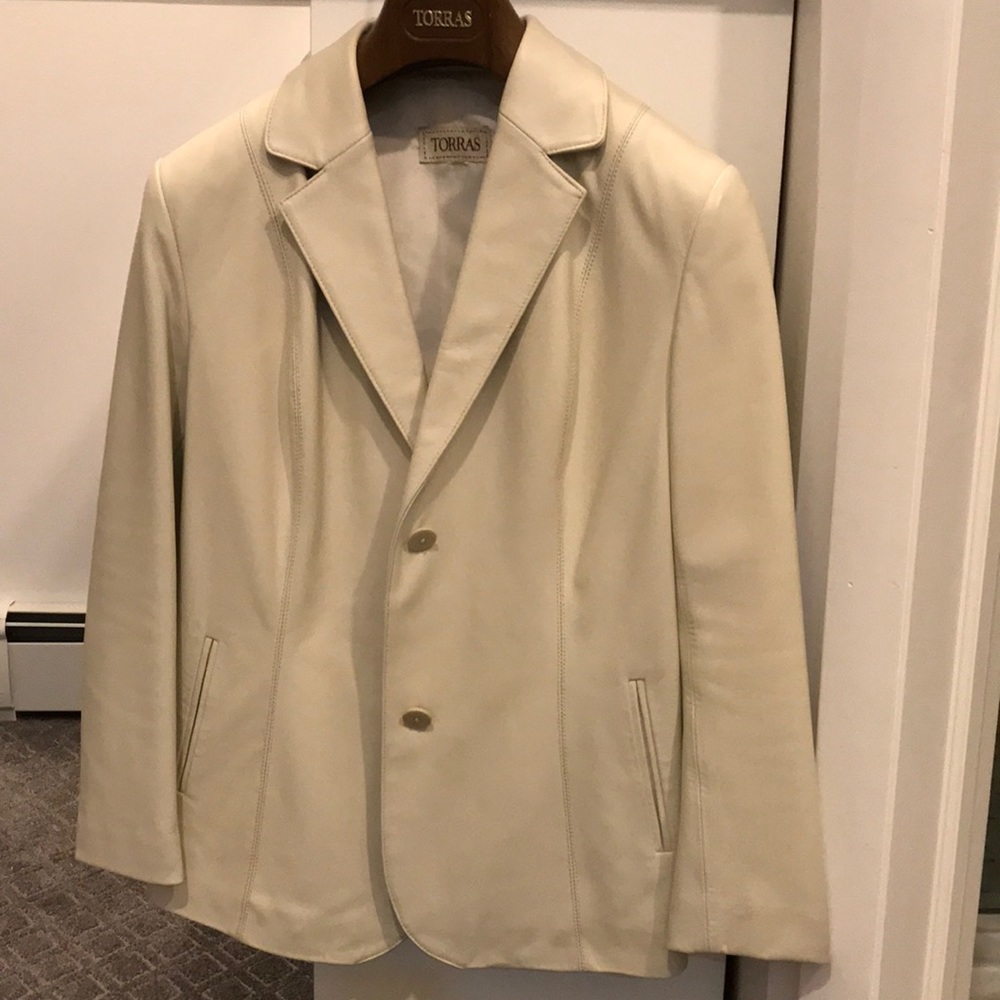 Torras  women’s genuine leather blazer